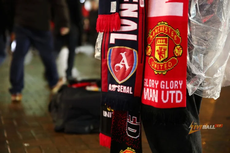 Arsenal, Manchester United vying for Francesco Pio Esposito