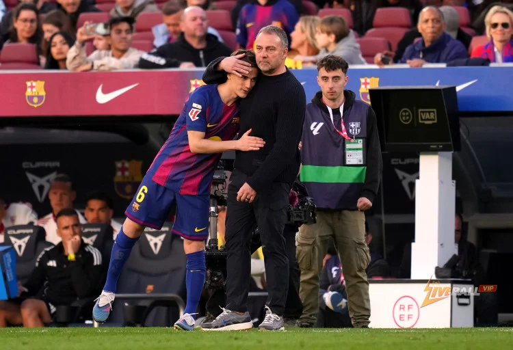 Hansi Flick hài lòng với màn trình diễn của Joao Cancelo trong chiến thắng trước Sevilla – “Việc ký hợp đồng với cậu ấy là lựa chọn đúng đắn”