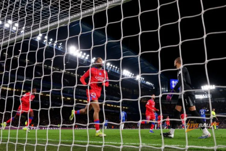 FEATURE | Three things we learned as PSG embarrass Chelsea at Stamford Bridge