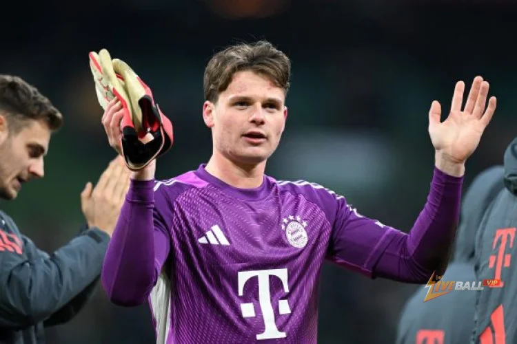 Jonas Urbig given ‘green light’ to start for Bayern Munich against Atalanta