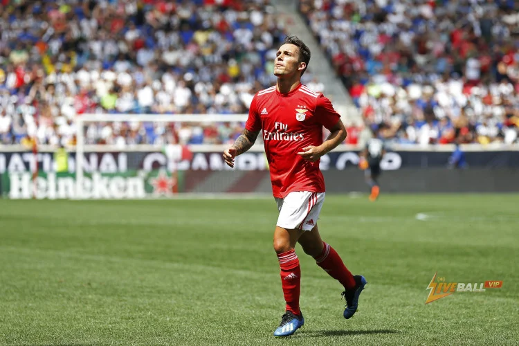 Barcelona lining up summer move for Alejandro Grimaldo