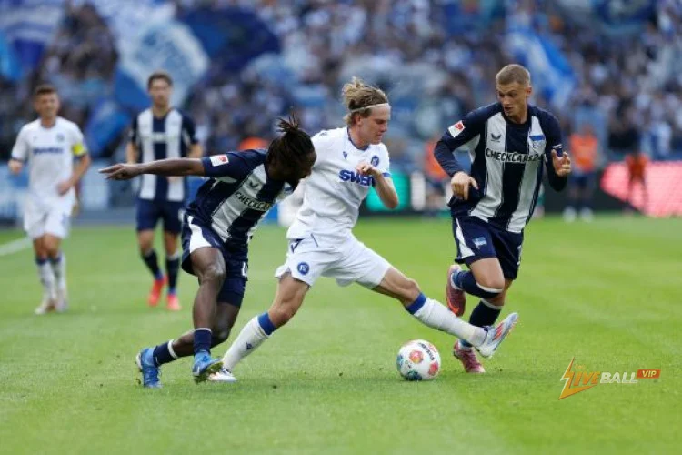 Borussia Mönchengladbach quan tâm đến hai hậu vệ từ 2.Bundesliga
