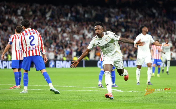 Real Madrid end doubts over future of star name