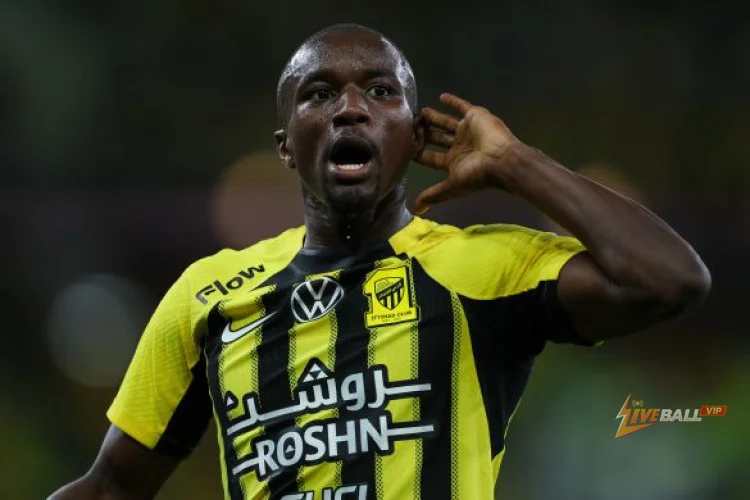 Inter Milan theo dõi Moussa Diaby nếu Mohamed Salah gia nhập Al Ittihad