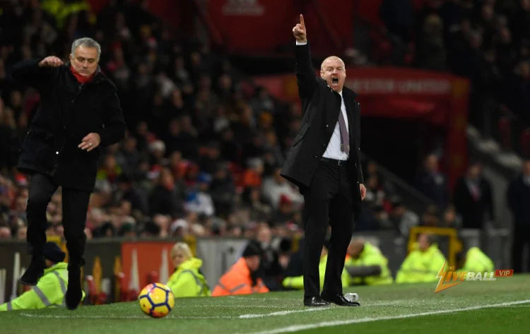 ท็อตแนมเผชิญกับความซับซ้อนในการไล่ตาม Sean Dyche