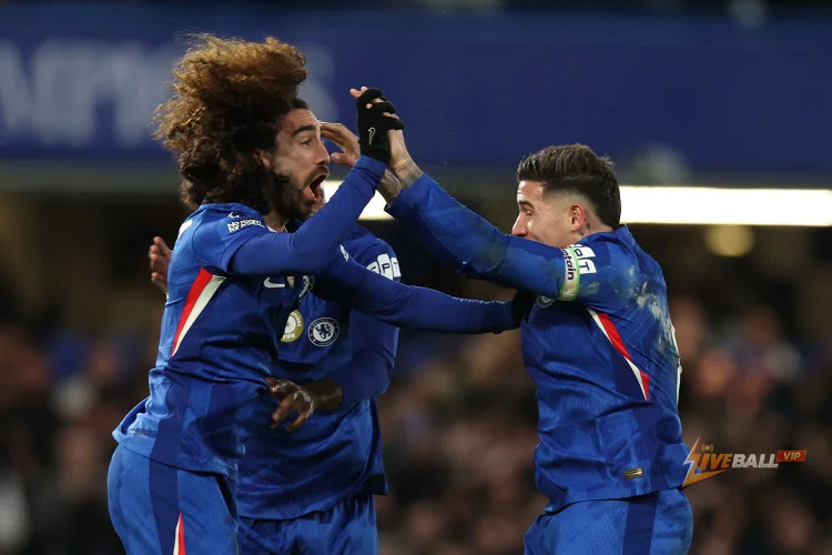 Chelsea đưa ra cảnh báo cho hậu vệ ngôi sao sau những bình luận của Barcelona