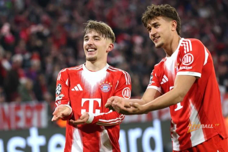 Các tài năng người Đức Lennart Karl và Tom Bischof đưa ra lời cảnh báo tới Real Madrid sau khi tỏa sáng trong trận thắng Bayern Munich tại Bundesliga