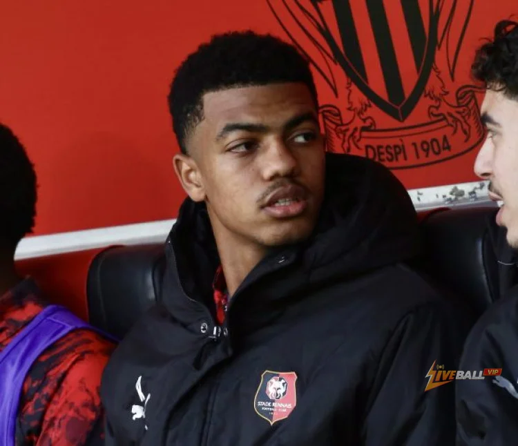 Borussia Dortmund quan tâm đến Abdelhamid Ait Boudlal của Rennes