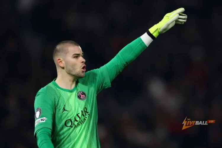 Liverpool đã cân nhắc Lucas Chevalier của PSG trước khi ký hợp đồng với Giorgi Mamardashvili