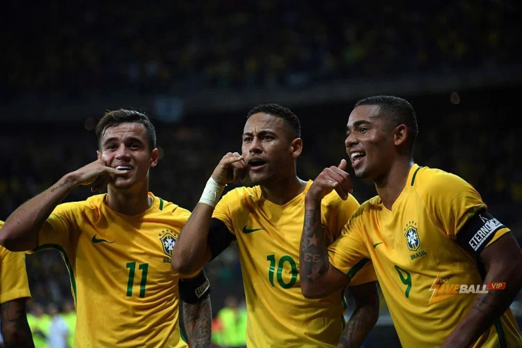 Gabriel Jesus bóng gió về việc rời Arsenal