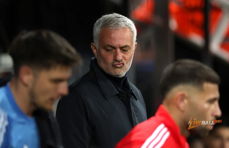 Jose Mourinho đạt thỏa thuận để trở thành huấn luyện viên tiếp theo của Real Madrid.