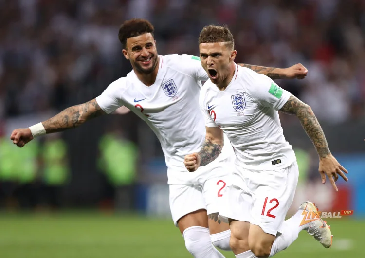 Everton bắt đầu đàm phán với Kieran Trippier cho việc chuyển nhượng mùa hè.