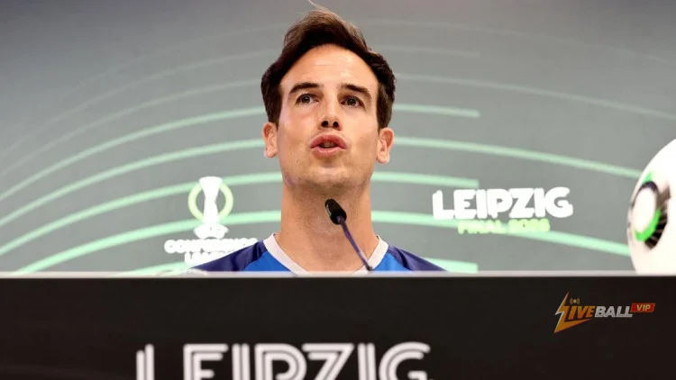 Inigo Perez sau thất bại ở chung kết Conference League của Rayo Vallecano: “Thấy những giọt nước mắt làm bạn tan nát bên trong.”