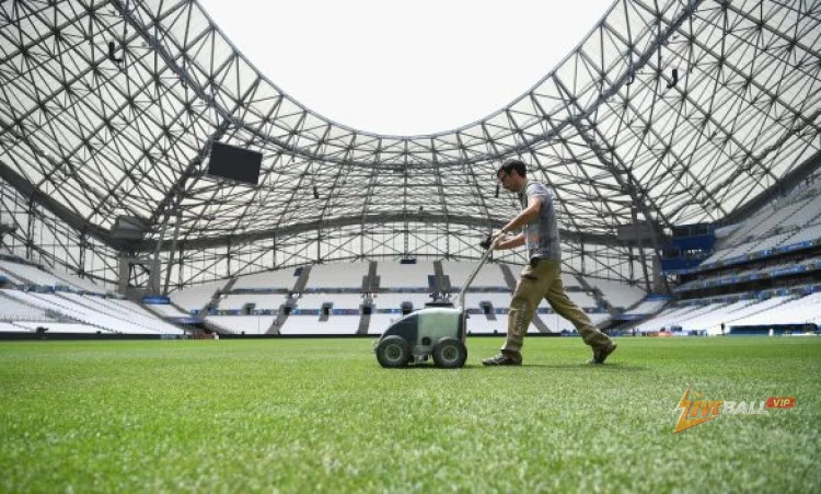 UEFA ले बढ्दो वित्तीय चिन्ताहरूको बीचमा मार्सेललाई युरोपा लिगबाट बाहिर निकाल्न सक्छ।