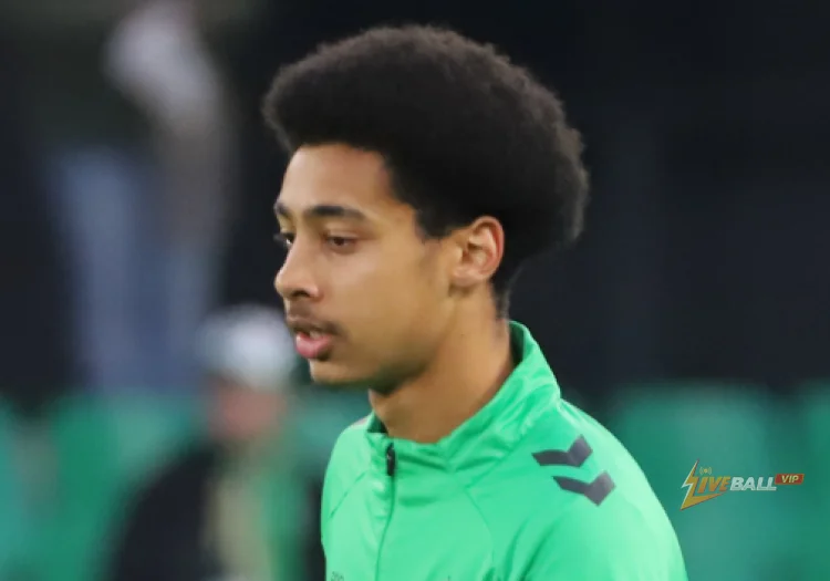 Eintracht Frankfurt กำลังเจรจาเพื่อลงนาม Djylian N’Guessan จาก Saint-Étienne