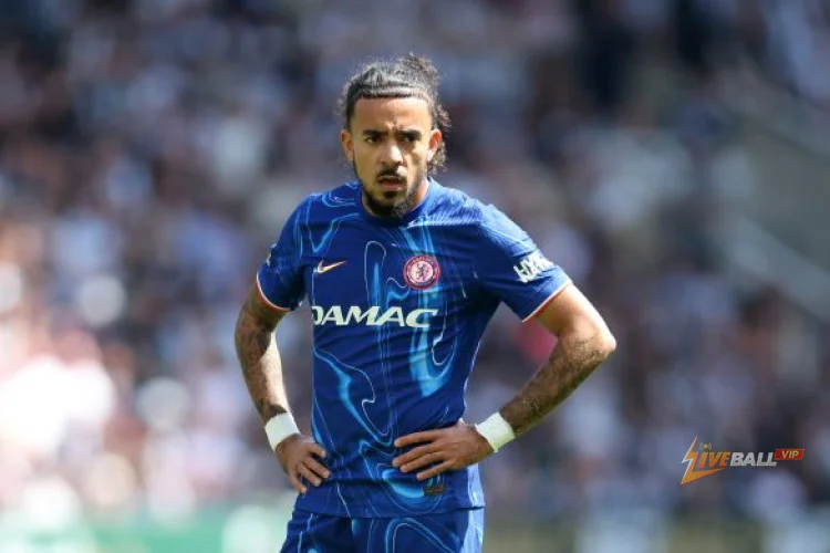 Chelsea đặt giá yêu cầu 75 triệu bảng cho Malo Gusto với Manchester City quan tâm.