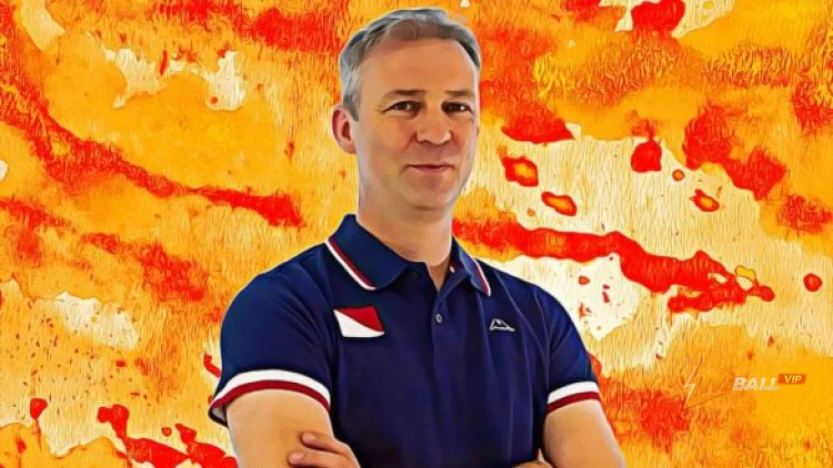 Arsenal đã có cuộc đàm phán với giám đốc kỹ thuật của Strasbourg, Pascal de Maesschalck.