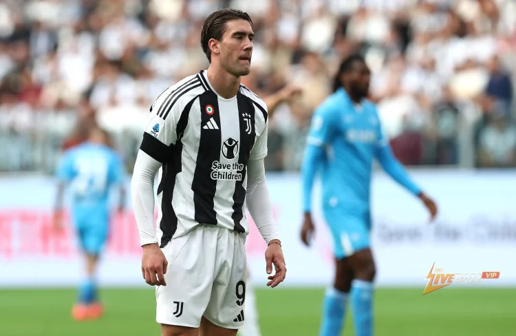 Báo cáo – Juventus đang mất kiên nhẫn khi tiền đạo ngôi sao trì hoãn ký hợp đồng mới.