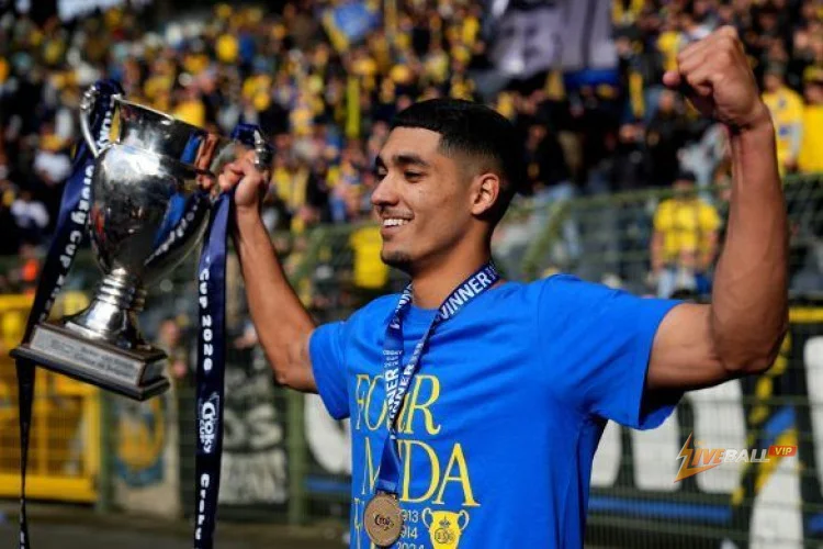 Việc Real Madrid chiêu mộ Denzel Dumfries có thể dẫn đến việc Inter ký hợp đồng với hậu vệ cánh của Union St Gilloise.