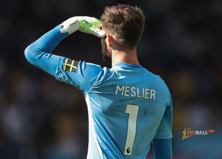 Arsenal đang nhắm đến Illan Meslier như sự thay thế cho Kepa Arrizabalaga.