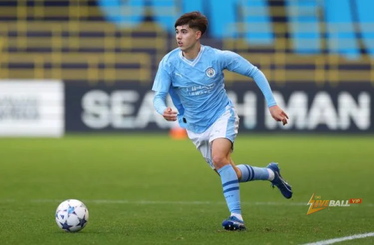 Tài năng trẻ của Manchester City chuẩn bị gia nhập Go Ahead Eagles.