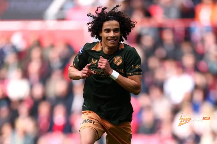 Lille quan tâm đến Gjivai Zechiel của Feyenoord.