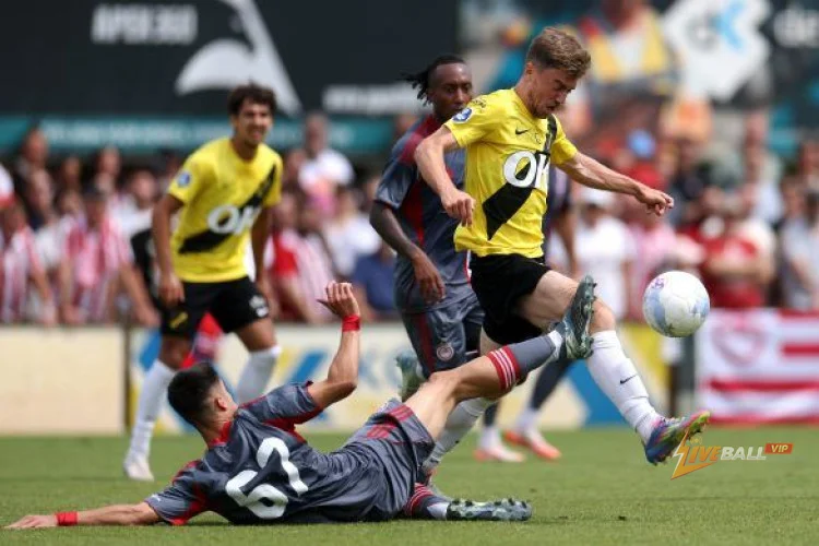 NAC Breda ปฏิเสธข้อเสนอสองครั้งจาก Portsmouth สำหรับผู้รักษาประตูชาวโปแลนด์