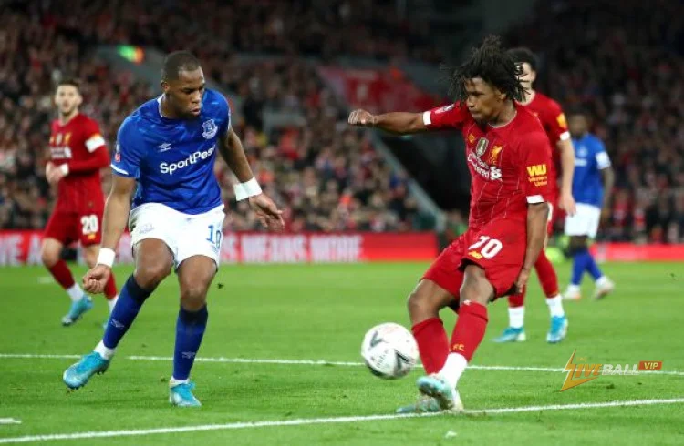 Chính thức | Cựu hậu vệ của Liverpool, Yasser Larouci gia nhập Le Mans