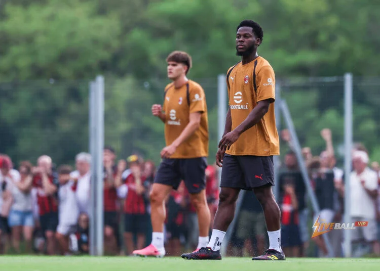 Leeds United tiếp cận để chuyển nhượng Yunus Musah.