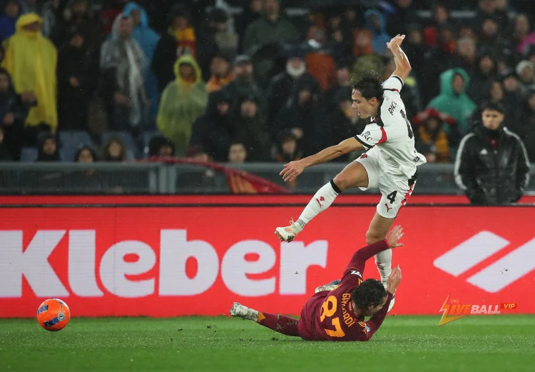 Tiền vệ của Milan thu hút sự chú ý của Juventus và Atalanta.