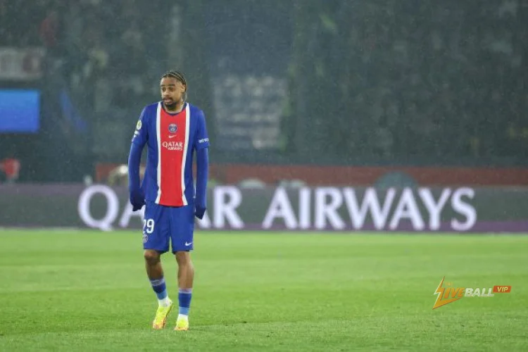 แบรดลีย์ บาร์โคล่า จะไม่ต่อสัญญากับ PSG