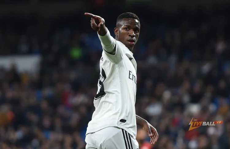 PSG cạnh tranh với Arsenal trong cuộc đua giành Vinicius Junior, Liverpool cũng đã được liên hệ.