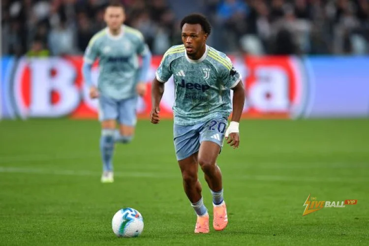 Chính thức | Lyon ký hợp đồng cho mượn Loïs Openda từ Juventus