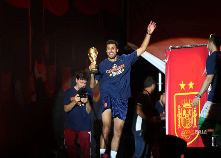 Enzo Maresca comments on Rodri future amid Real Madrid links