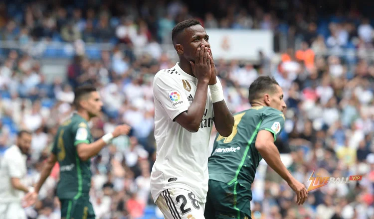 Vinicius Junior reaches agreement in principle with Arsenal, club-to-club talks to follow