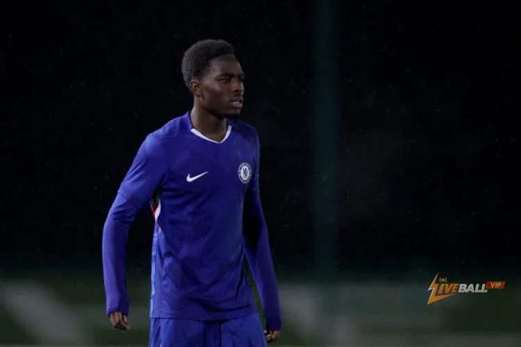 Chính thức | Strasbourg ký hợp đồng cho mượn Genesis Antwi từ Chelsea