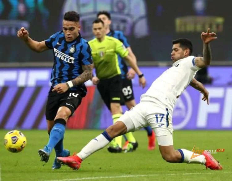 อะไรที่ทำให้การย้ายตัวของ Cristian Romero จากท็อตแน่ม ฮ็อทสเปอร์ไปยังอินเตอร์ มิลานช้าลง
