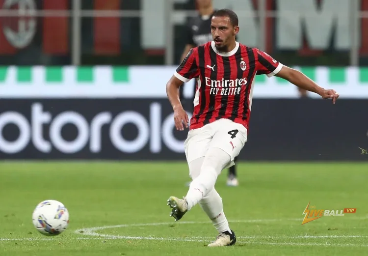 Chính thức: Milan chấm dứt hợp đồng với tiền vệ người Algeria