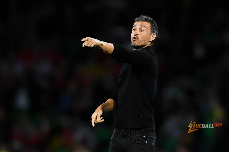 PSG พบ แอสตัน วิลล่า: การวิเคราะห์และการคาดการณ์