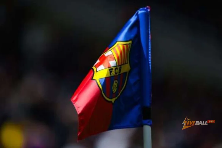 Barcelona đưa ra quyết định cuối cùng về chuyển nhượng Luis Suárez.