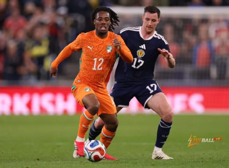 Elye Wahi đạt thỏa thuận với Nice trước khi chuyển nhượng theo dạng cho mượn từ Eintracht Frankfurt.