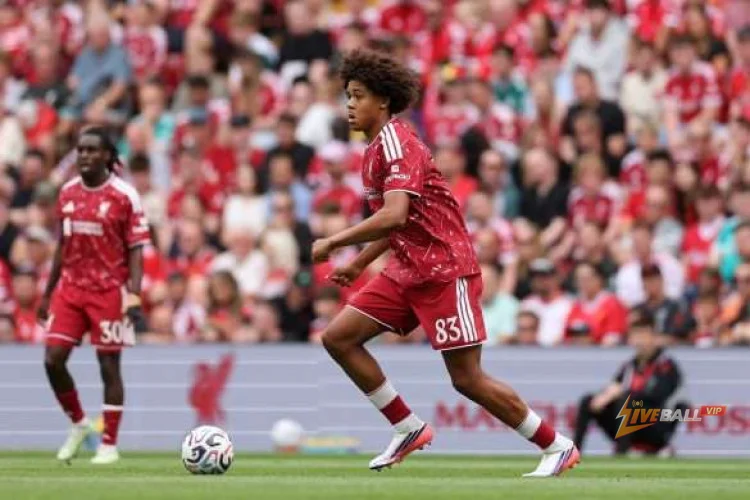 Levante đồng ý thỏa thuận với tài năng trẻ của Liverpool.