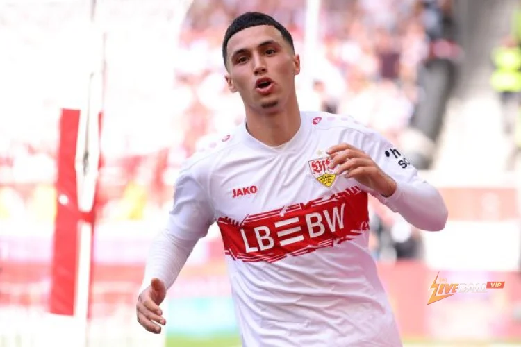 Galatasaray đưa ra đề nghị cho bộ đôi Stuttgart