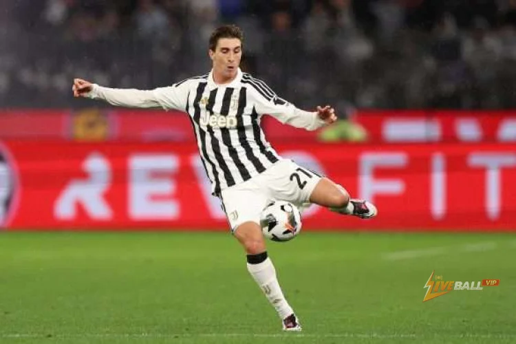 Fabio Miretti của Juventus quan tâm đến việc chuyển đến Besiktas, thỏa thuận đang trong quá trình thực hiện.