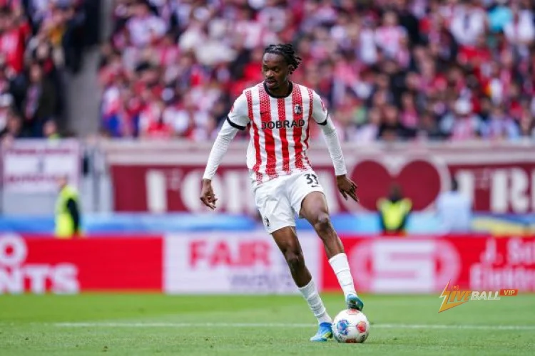 Monaco đang nỗ lực ký hợp đồng với hậu vệ trái Jordy Makengo của Freiburg.