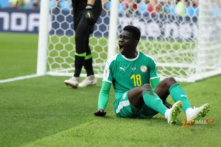 Crystal Palace sắp chặn thương vụ Galatasaray cho Ismaila Sarr.