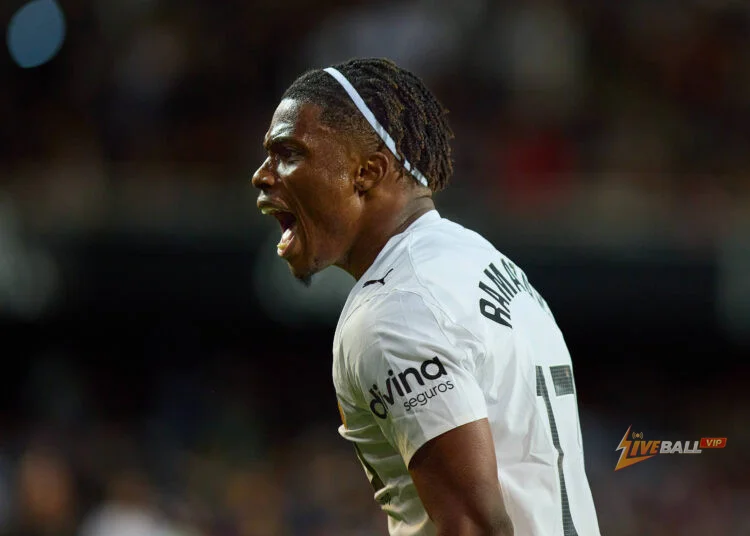 Largie Ramazani sẵn sàng từ chối ba câu lạc bộ Serie A để hoàn tất việc chuyển nhượng tới Saudi Pro League.