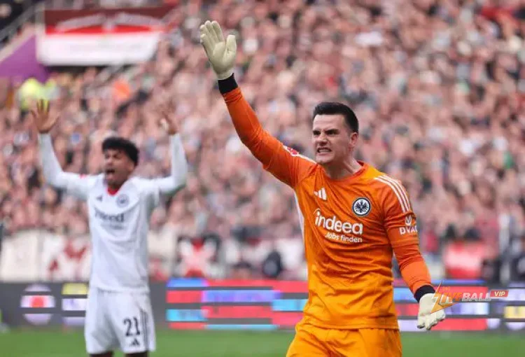 Michael Zetterer sẽ đưa ra quyết định về Leeds United trong 48 giờ tới.