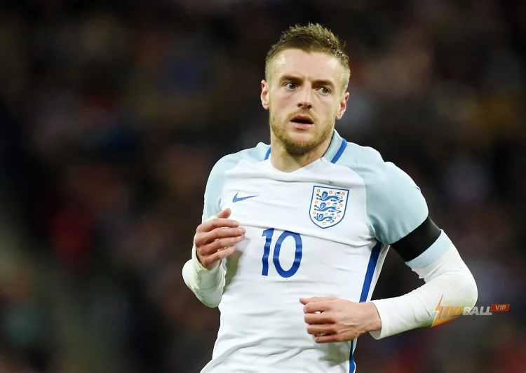 Everton đang xem xét việc chiêu mộ Jamie Vardy theo dạng Bosman.