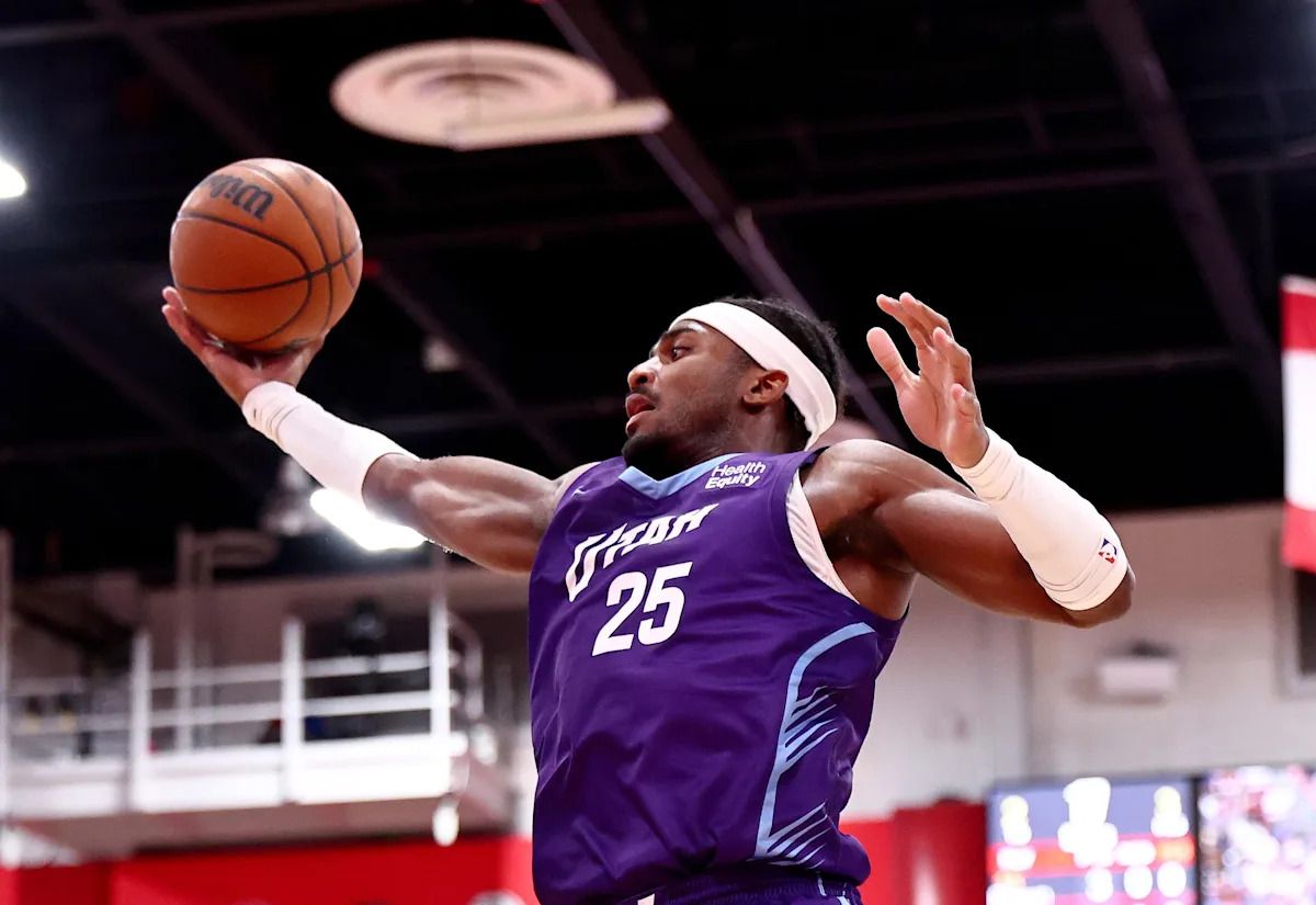Utah Jazz chuẩn bị đối đầu với Trail Blazers trong trận chung kết Summer League